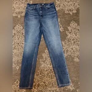 Old Navy Women's Medium Blue Skinny Jeans